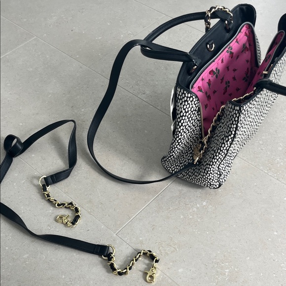 Betsey Johnson Black and White Polka Dot Bow Shoulder Bag - Picture 7 of 10